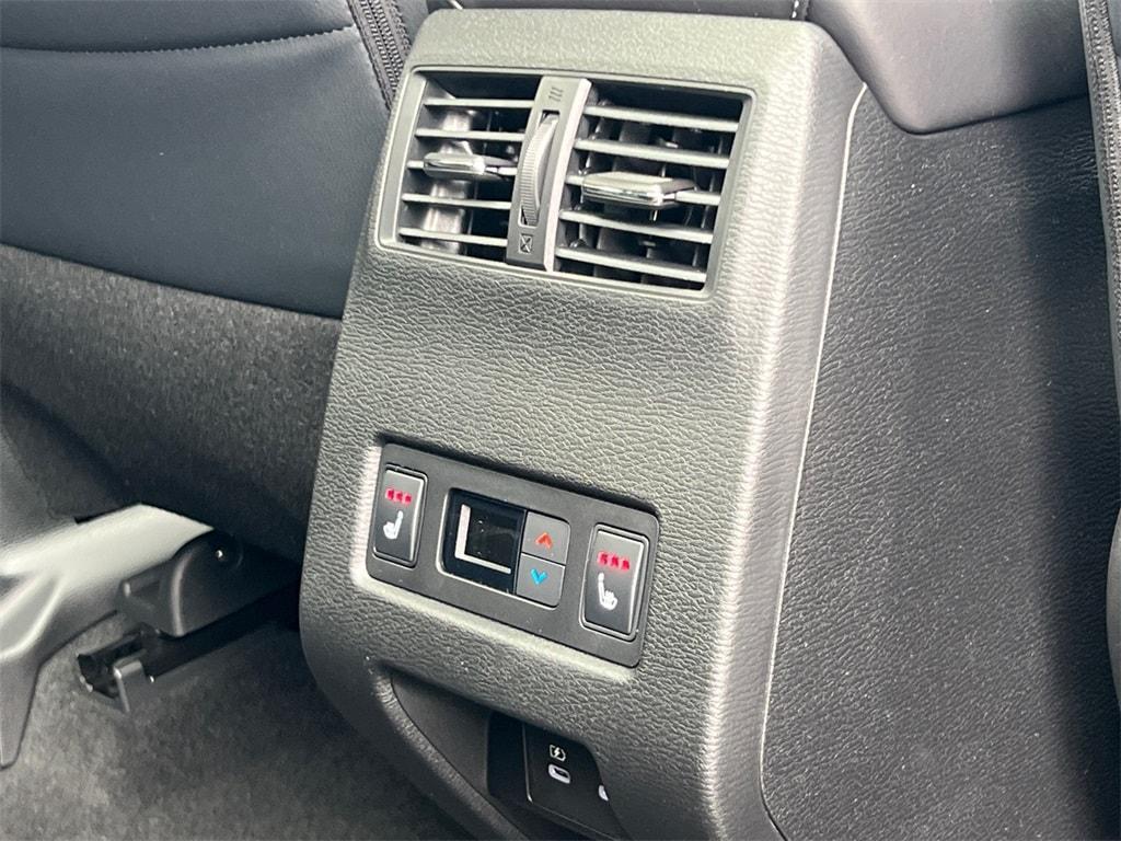 new 2025 Mitsubishi Outlander car, priced at $41,950