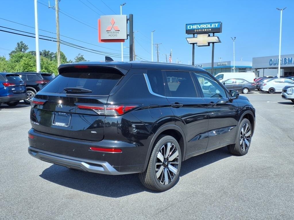 new 2025 Mitsubishi Outlander car