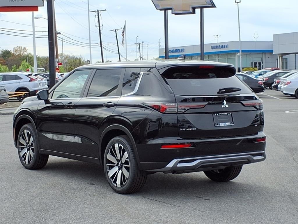 new 2025 Mitsubishi Outlander car, priced at $39,870