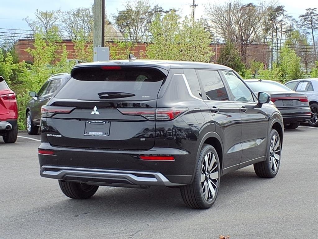new 2025 Mitsubishi Outlander car, priced at $39,870