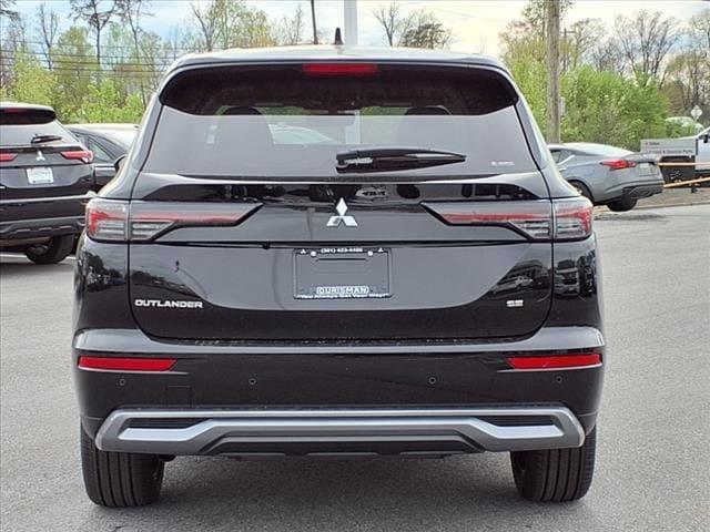 new 2025 Mitsubishi Outlander car, priced at $39,870