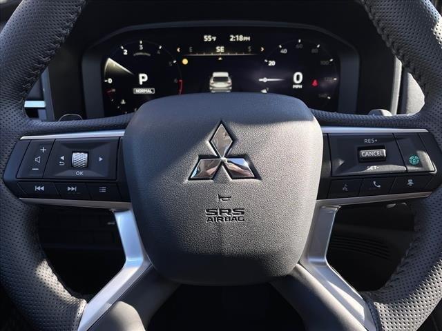 new 2025 Mitsubishi Outlander car, priced at $40,625