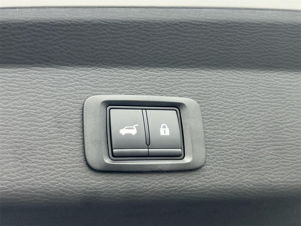 new 2025 Mitsubishi Outlander car, priced at $40,625