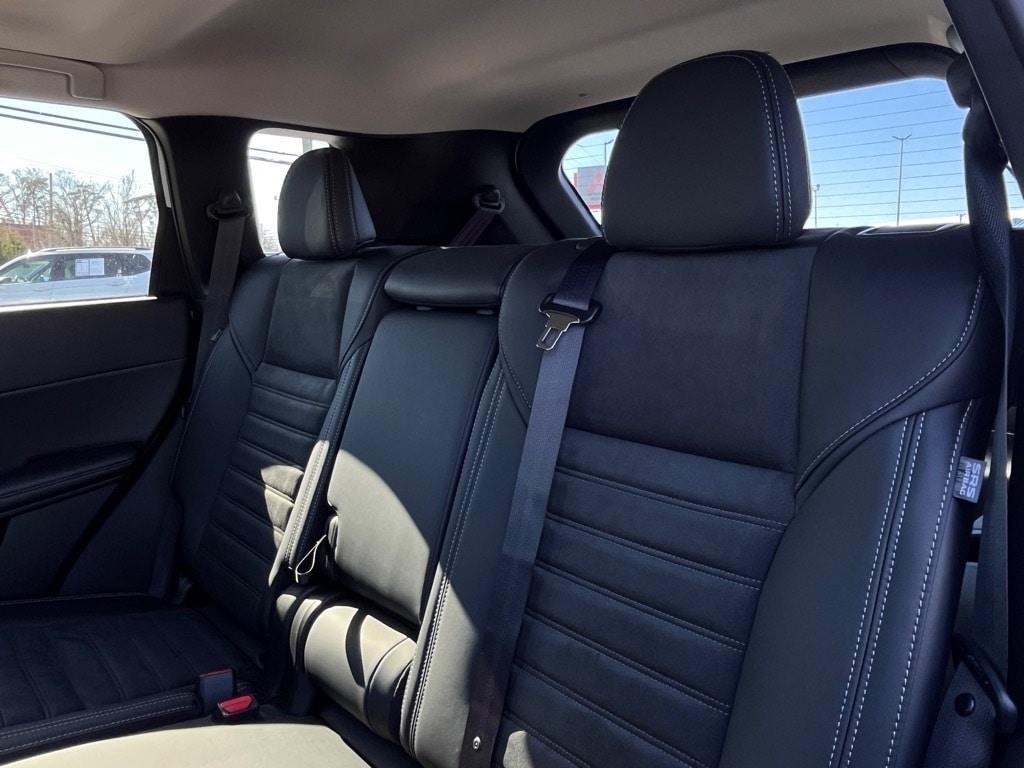 new 2025 Mitsubishi Outlander car, priced at $40,625