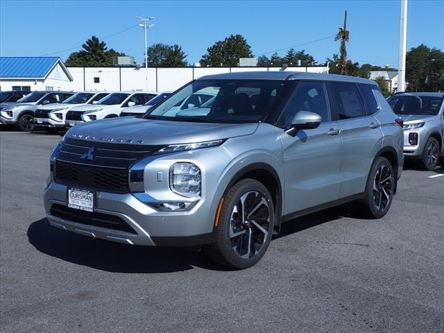 new 2024 Mitsubishi Outlander car, priced at $37,895