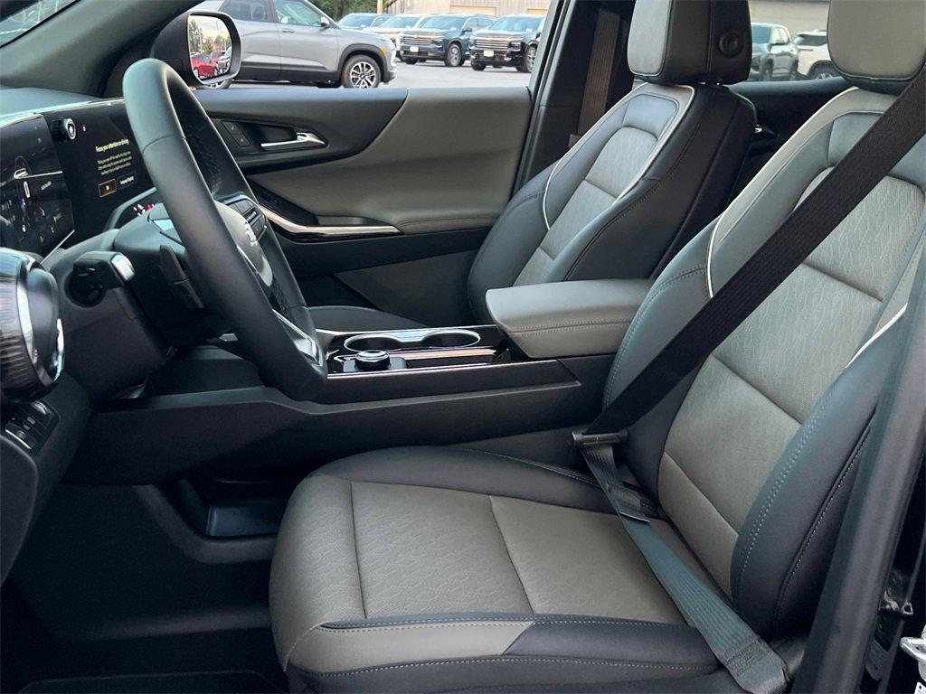 new 2026 Chevrolet Equinox car, priced at $28,545