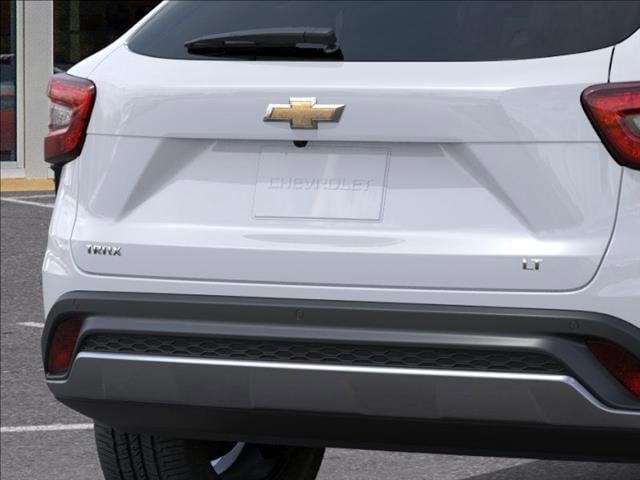 new 2025 Chevrolet Trax car, priced at $24,295