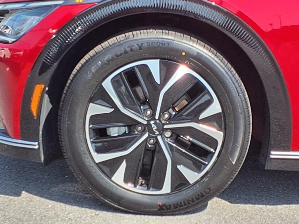 used 2023 Kia EV6 car, priced at $25,500