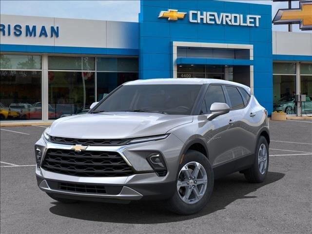 new 2025 Chevrolet Blazer car, priced at $32,295