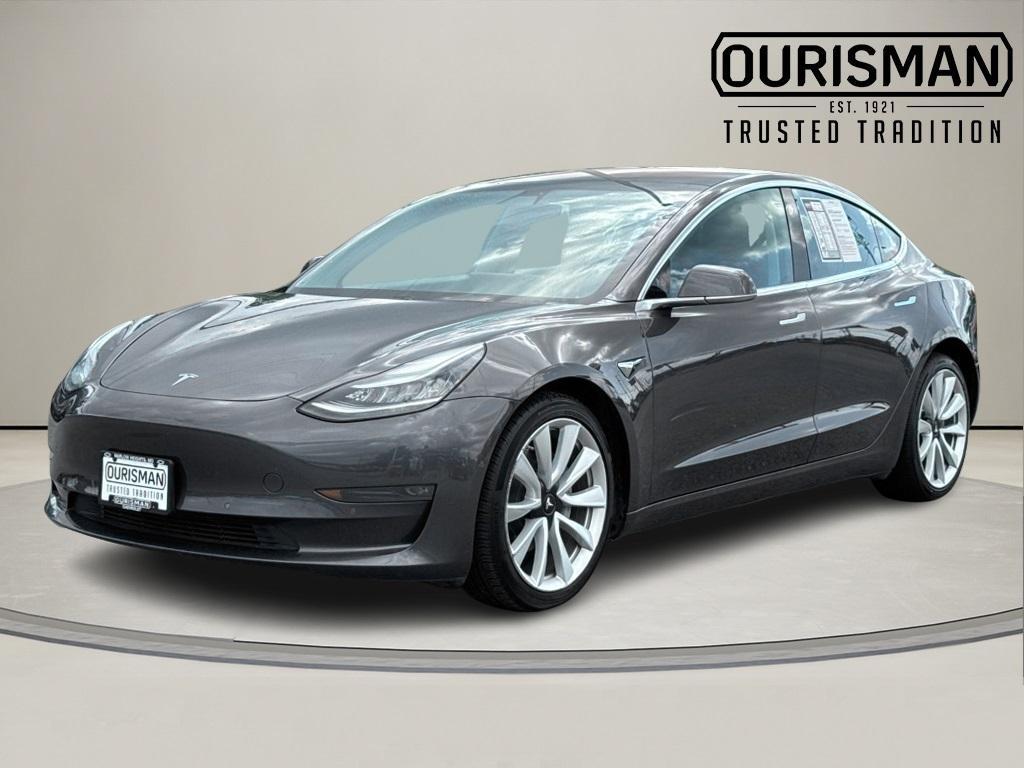 used 2018 Tesla Model 3 car, priced at $18,900
