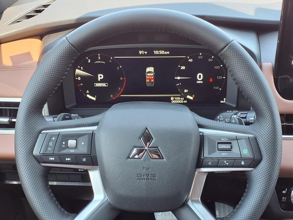 new 2025 Mitsubishi Outlander car