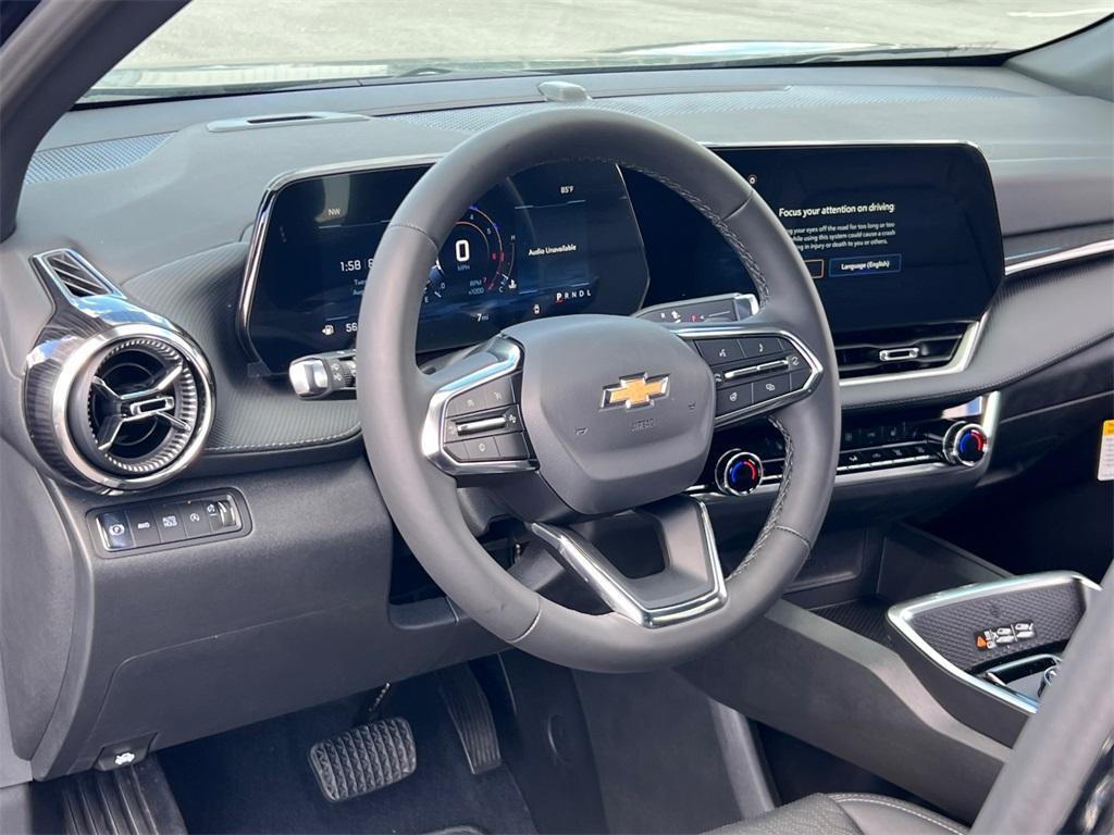 new 2026 Chevrolet Equinox car, priced at $32,495