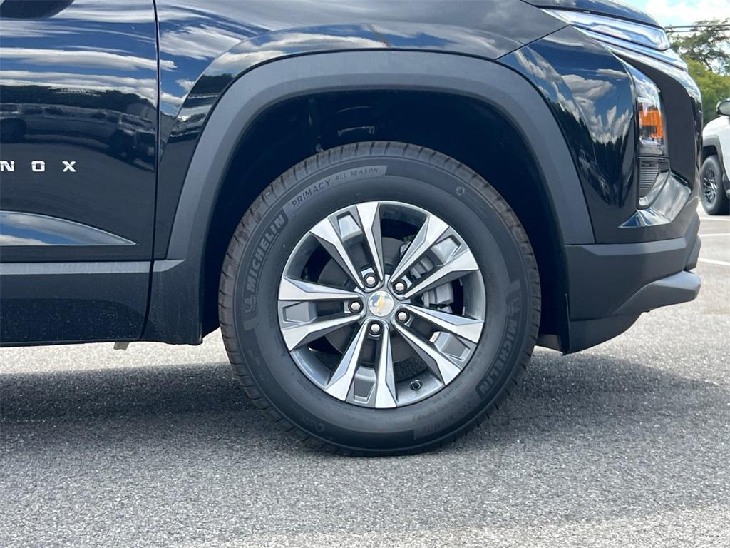 new 2026 Chevrolet Equinox car, priced at $32,495