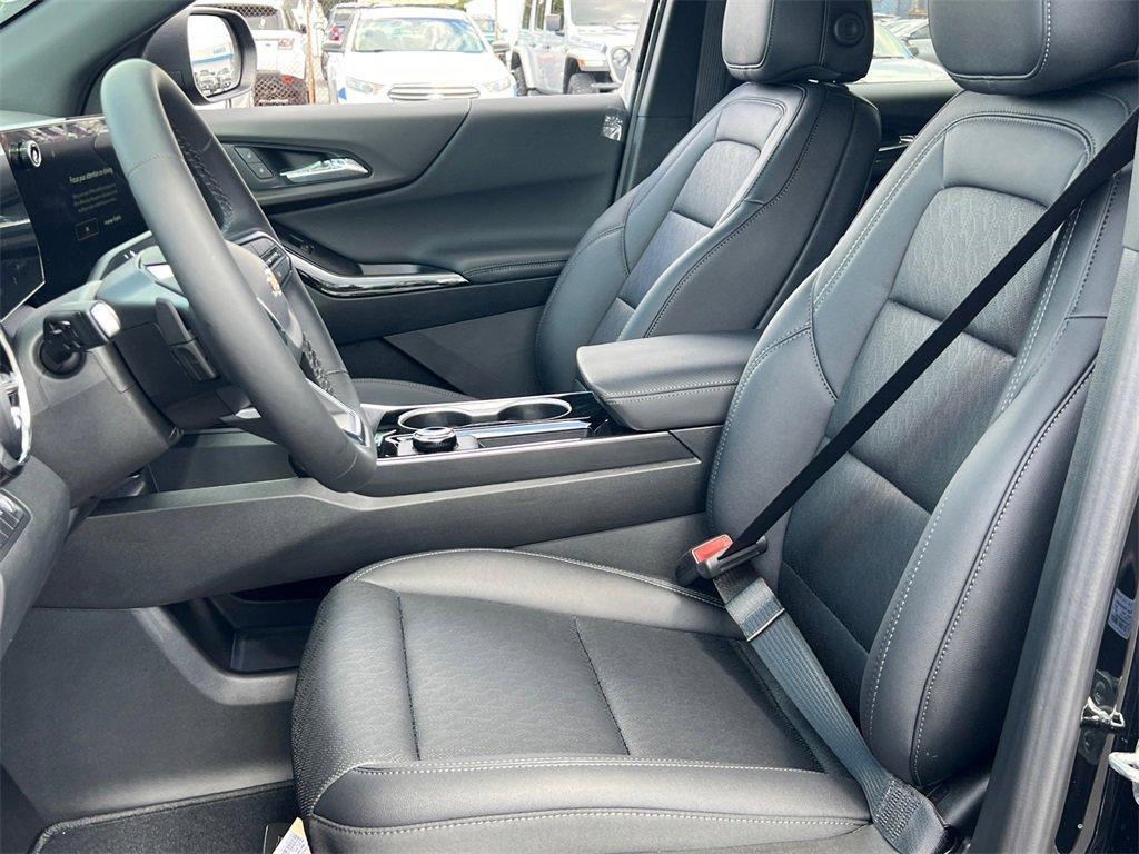 new 2026 Chevrolet Equinox car, priced at $30,540