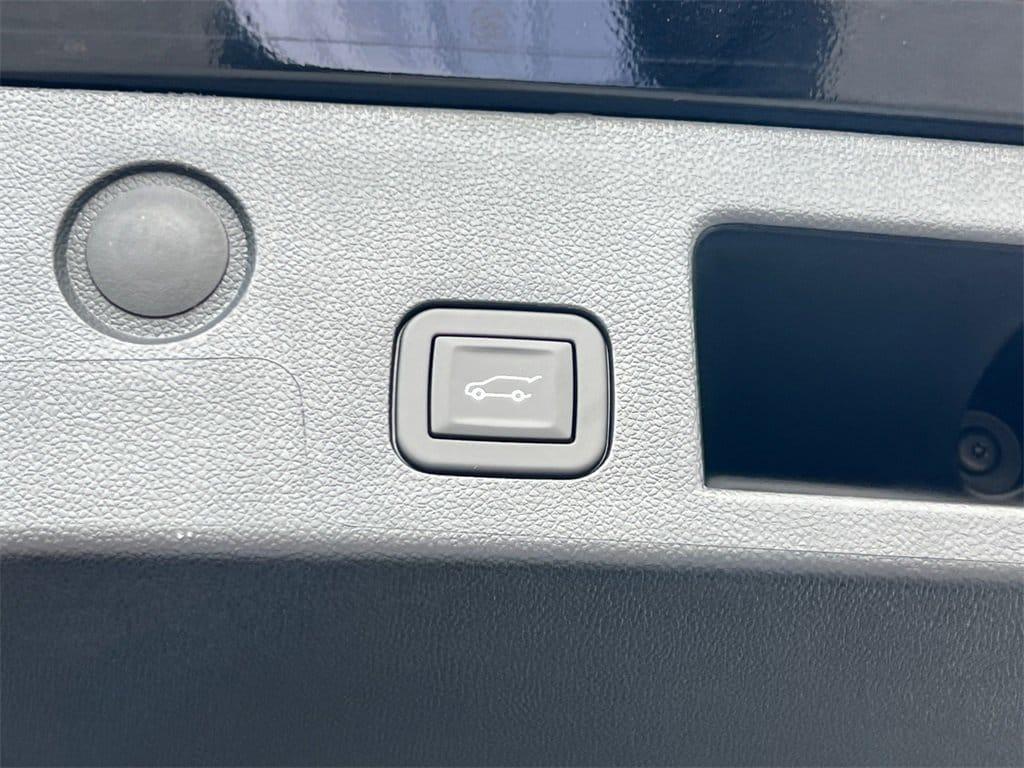 new 2026 Chevrolet Equinox car, priced at $30,540