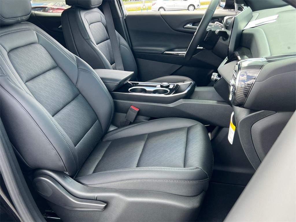 new 2026 Chevrolet Equinox car, priced at $32,495