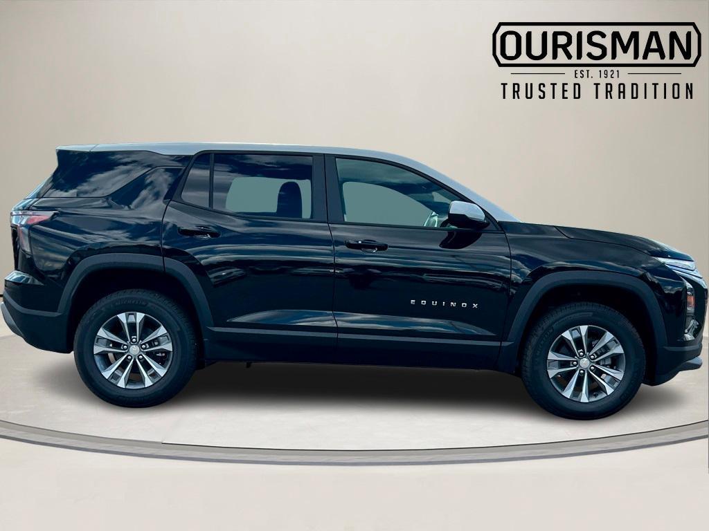 new 2026 Chevrolet Equinox car, priced at $32,495