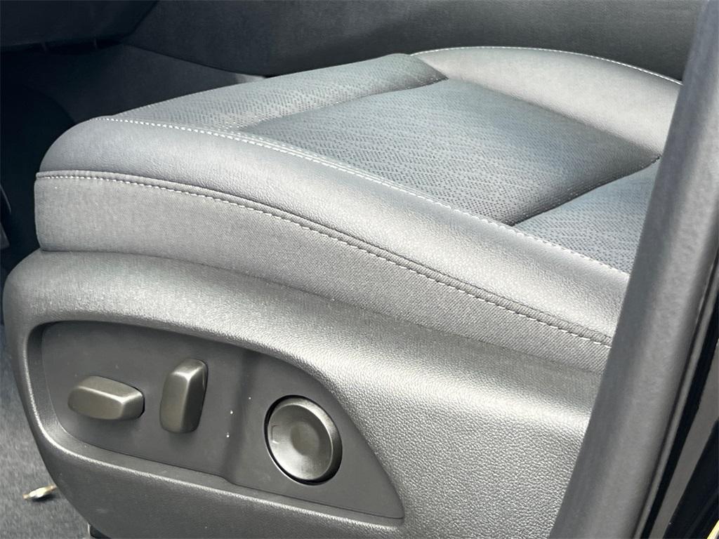 new 2026 Chevrolet Equinox car, priced at $32,495