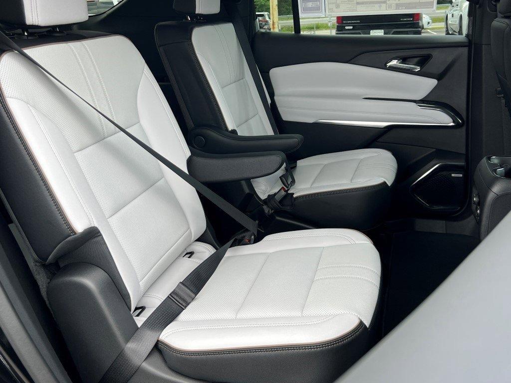new 2026 Chevrolet Traverse car, priced at $54,795