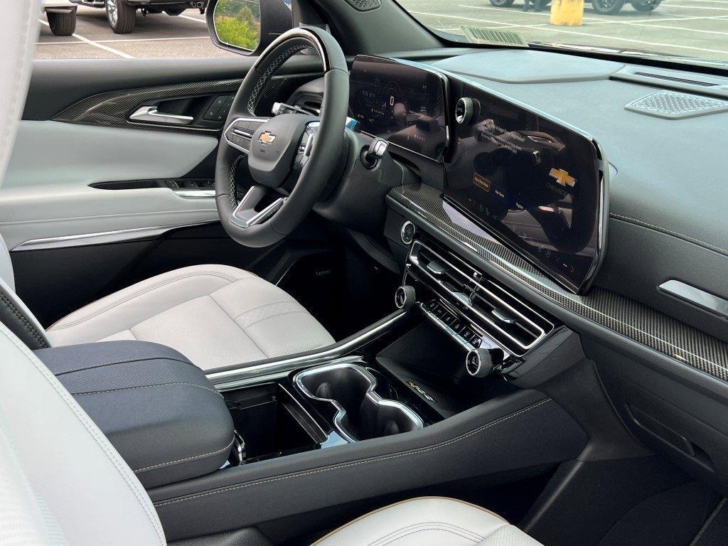new 2026 Chevrolet Traverse car, priced at $54,795
