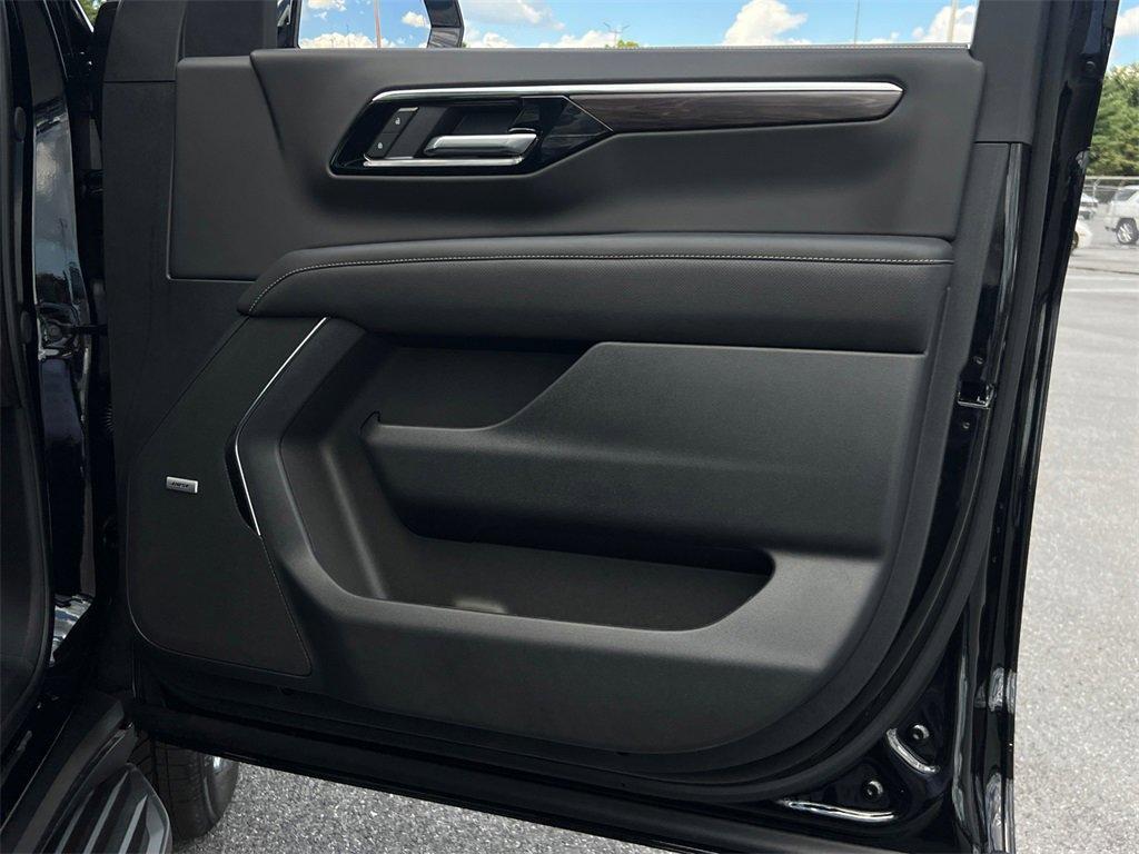 new 2025 Chevrolet Suburban car, priced at $78,709