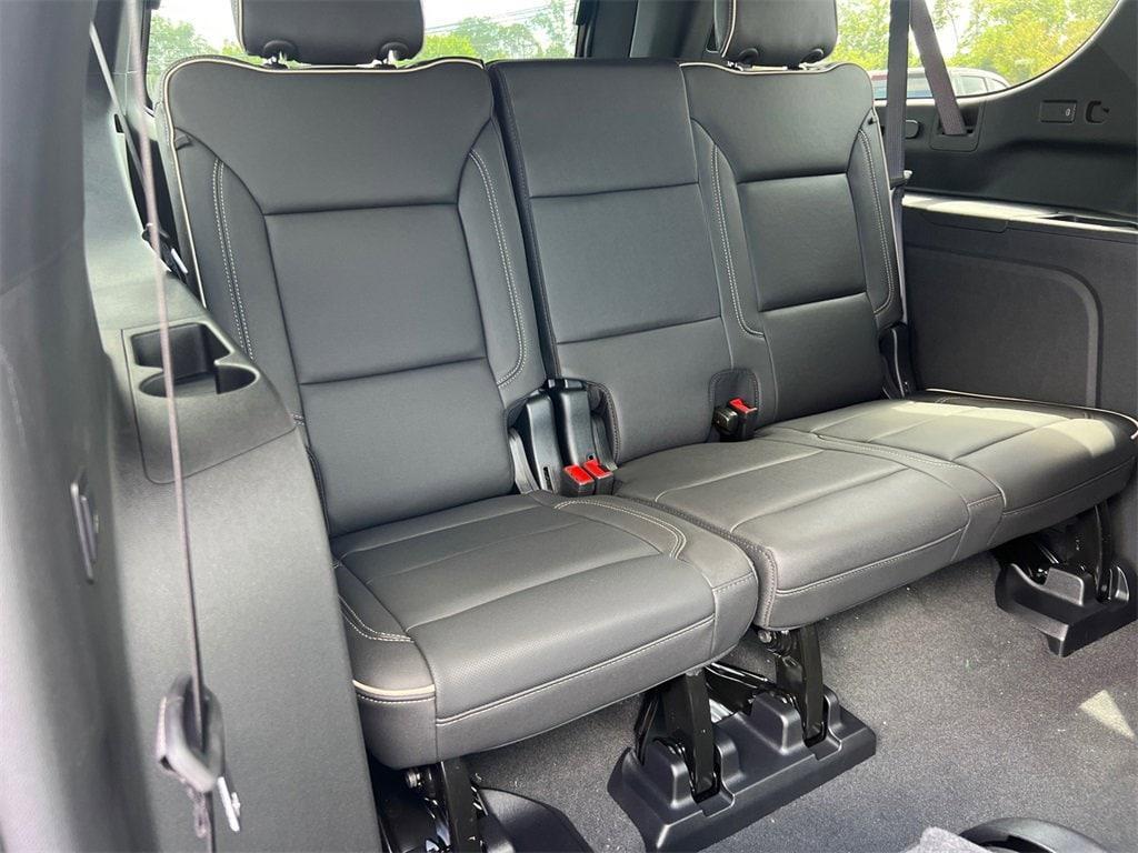 new 2025 Chevrolet Suburban car, priced at $78,709