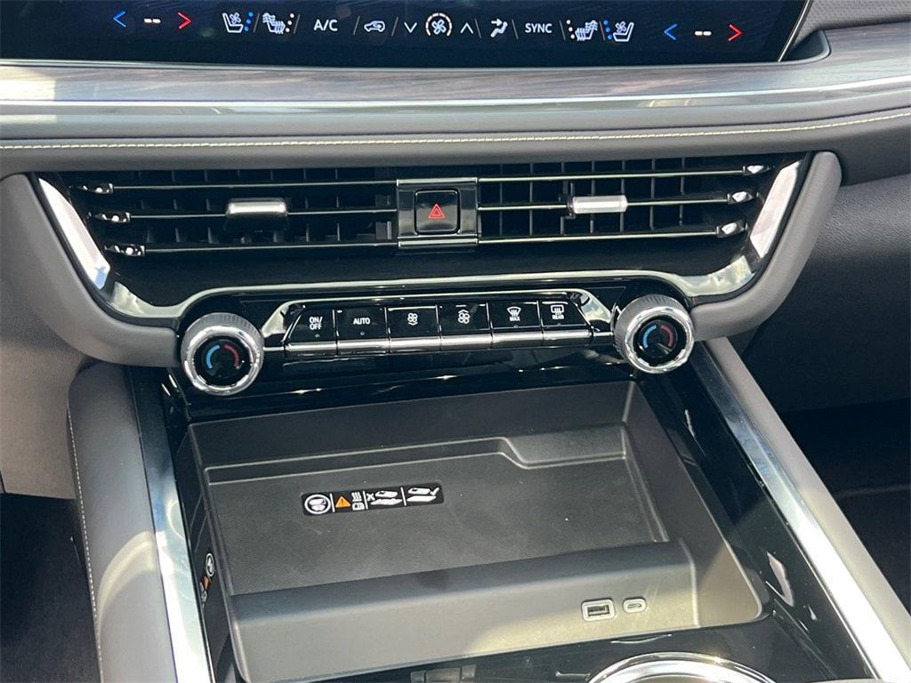new 2025 Chevrolet Suburban car, priced at $78,709