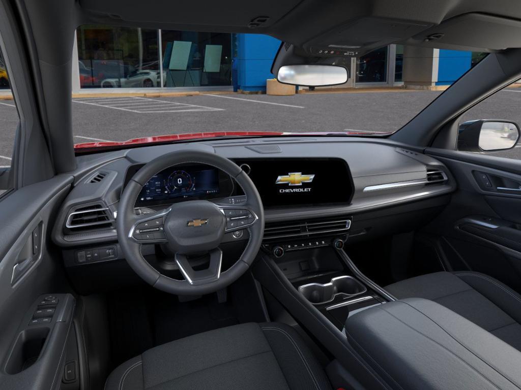 new 2025 Chevrolet Traverse car