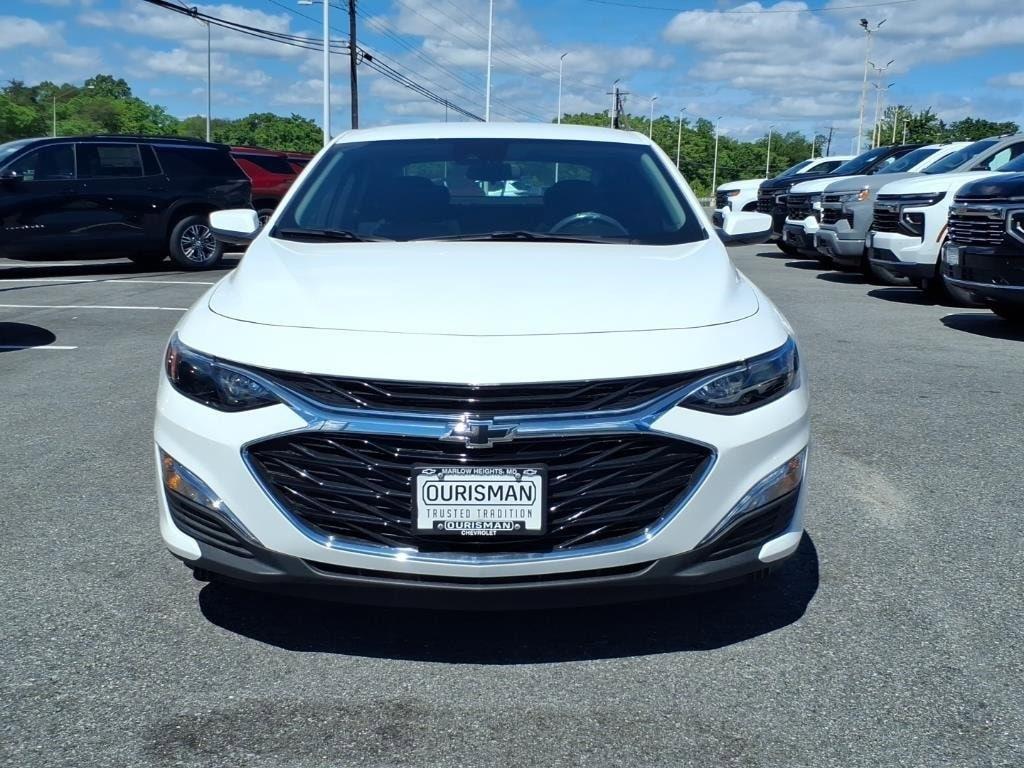 new 2025 Chevrolet Malibu car, priced at $25,055