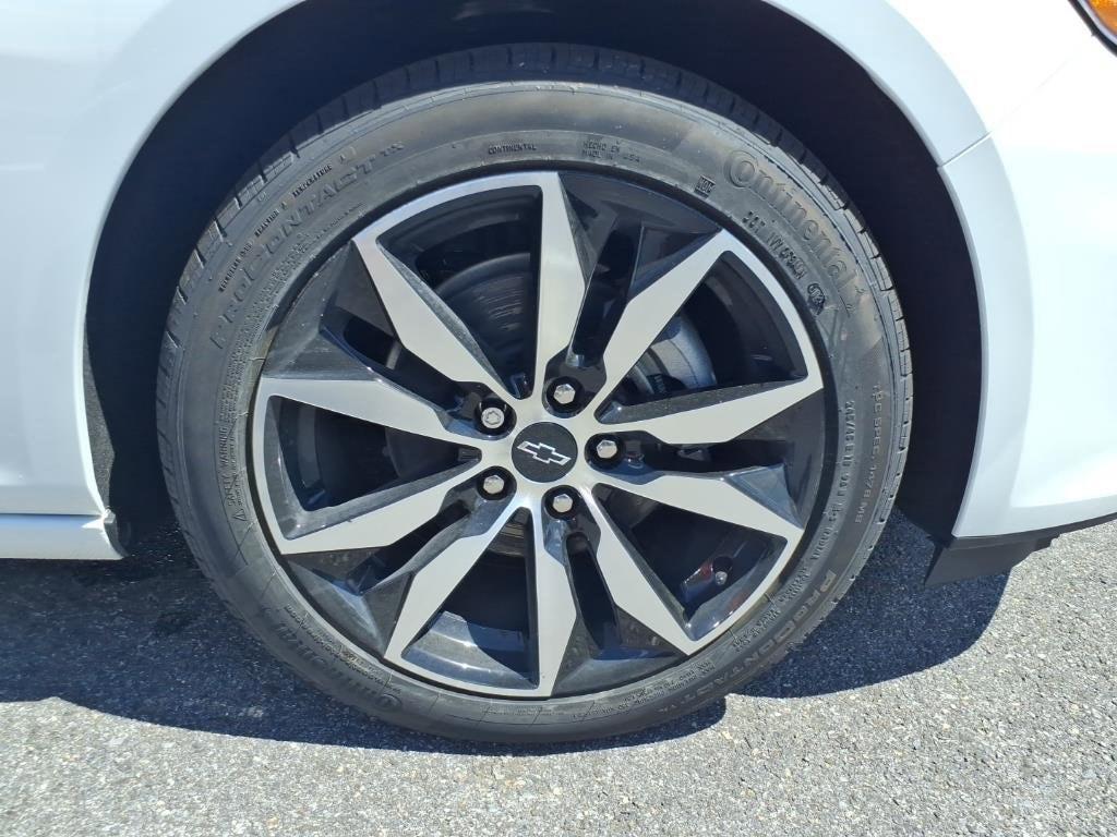 new 2025 Chevrolet Malibu car, priced at $25,055