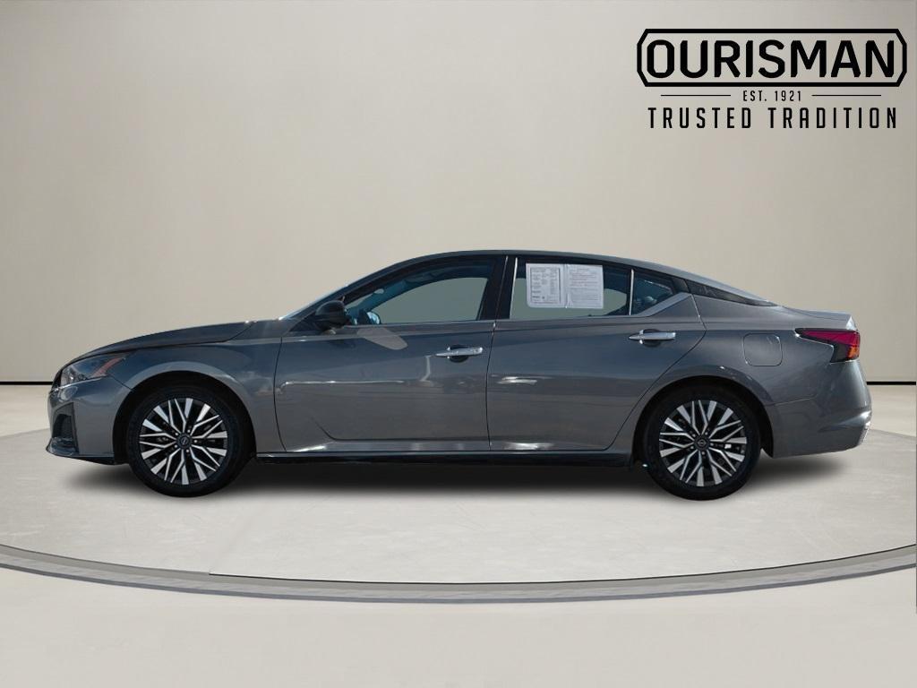 used 2024 Nissan Altima car, priced at $18,500