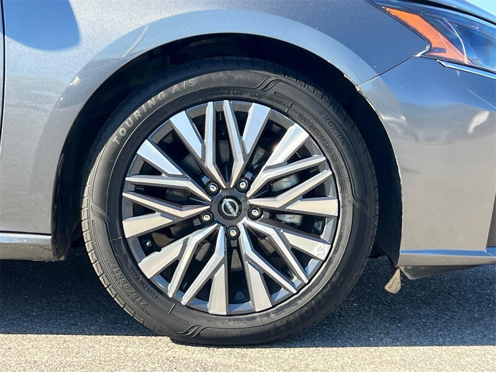 used 2024 Nissan Altima car, priced at $18,500
