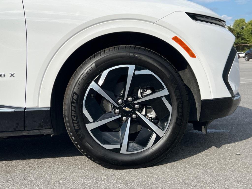 used 2024 Chevrolet Equinox EV car, priced at $24,500