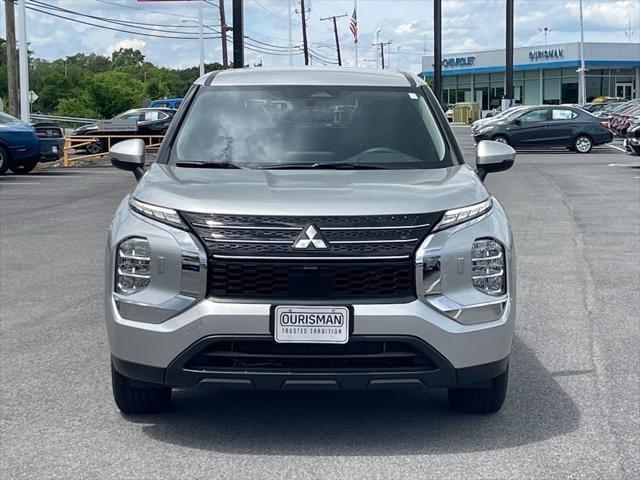 new 2025 Mitsubishi Outlander car, priced at $42,480