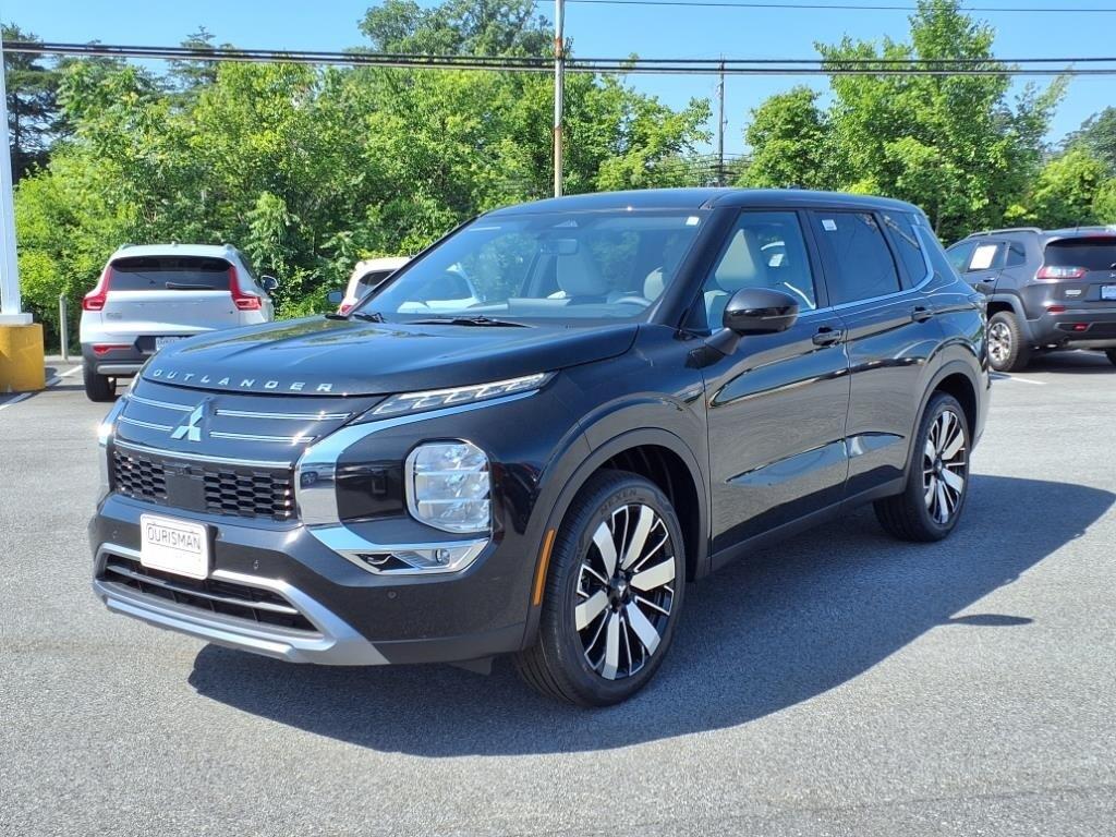 new 2025 Mitsubishi Outlander car