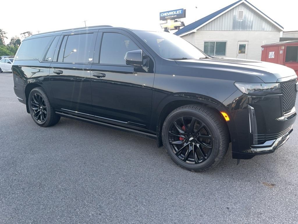 used 2022 Cadillac Escalade ESV car, priced at $71,000