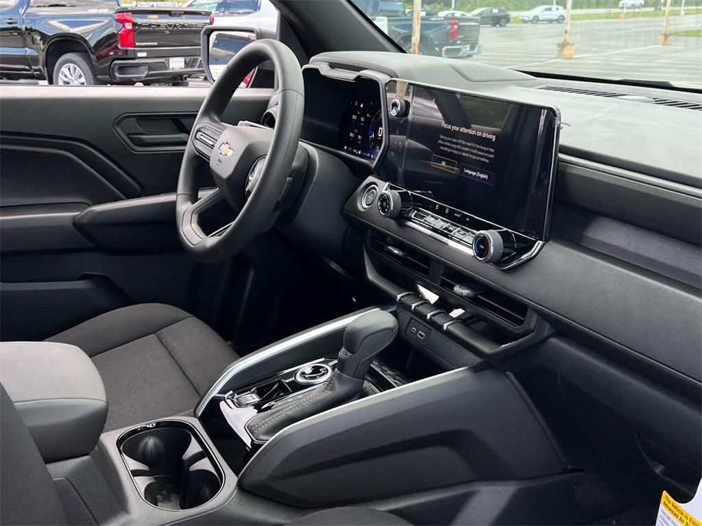 new 2026 Chevrolet Colorado car, priced at $38,295