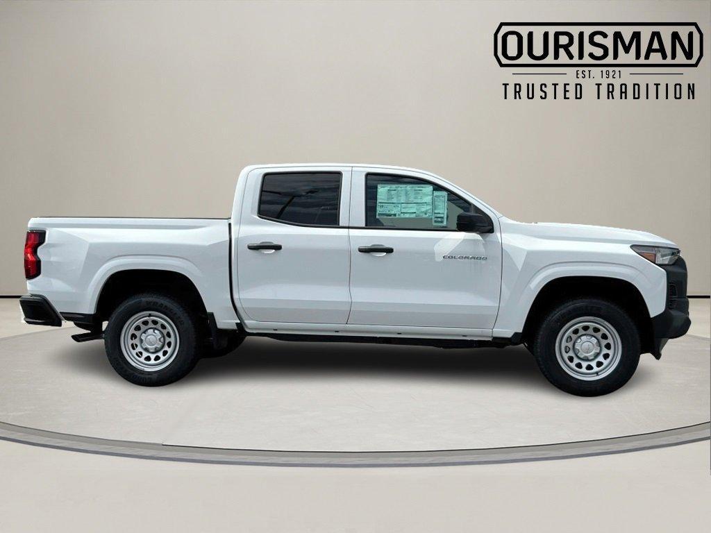 new 2025 Chevrolet Colorado car, priced at $30,195