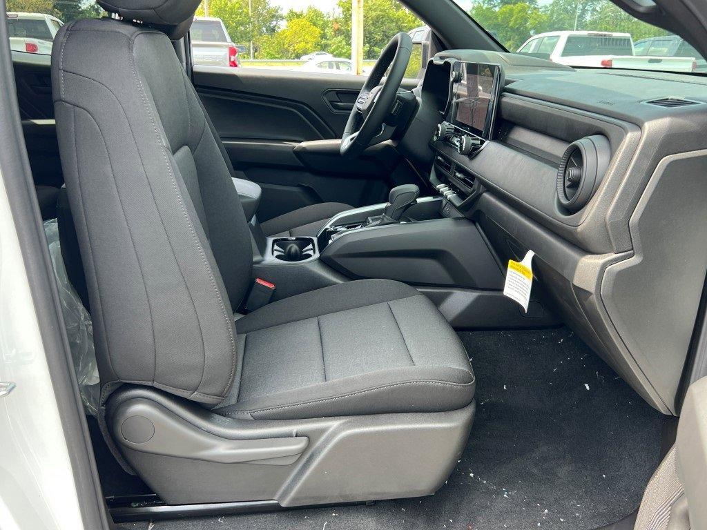 new 2025 Chevrolet Colorado car, priced at $30,195