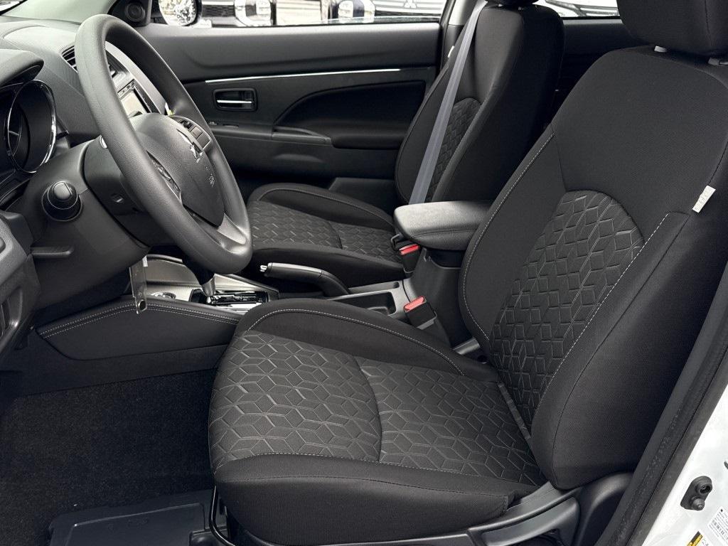 new 2025 Mitsubishi Outlander Sport car, priced at $29,315
