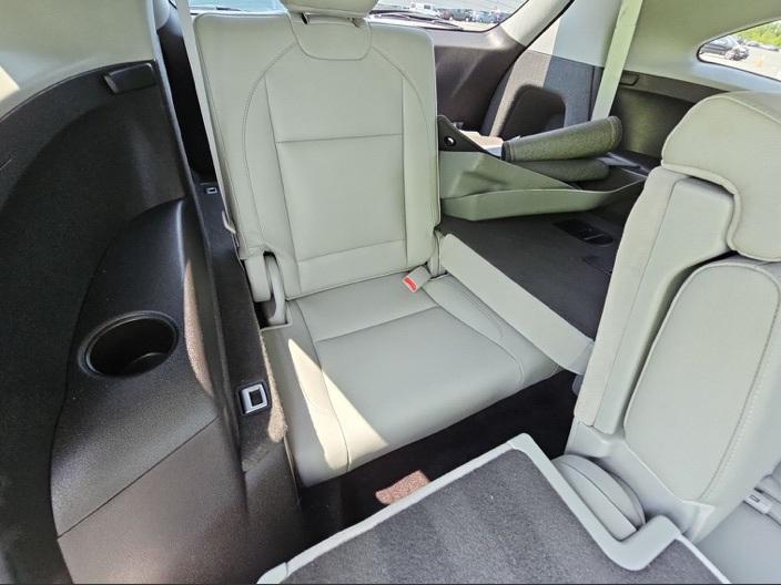 used 2018 Acura MDX car, priced at $22,000