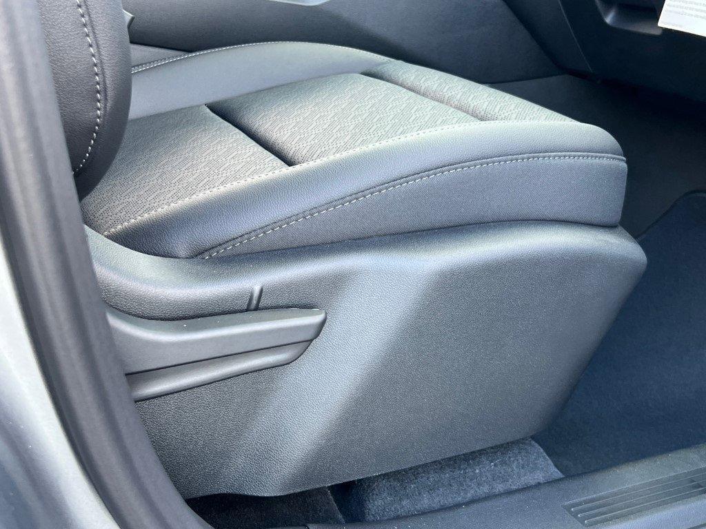 new 2026 Chevrolet Equinox car, priced at $30,530