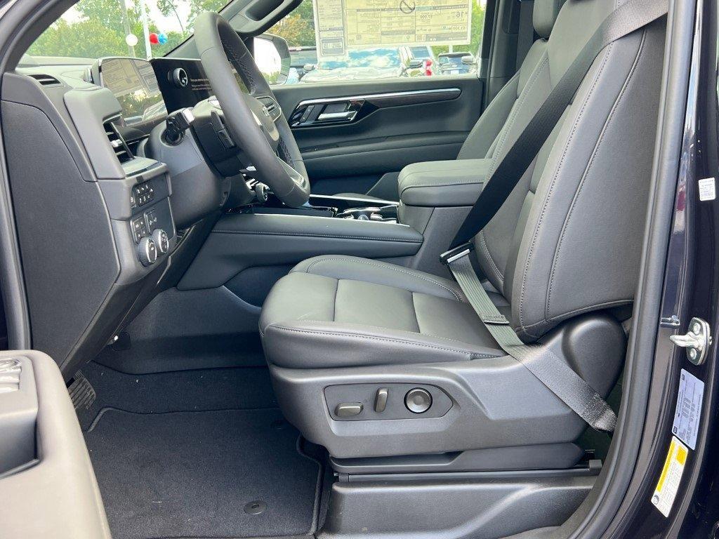 new 2025 Chevrolet Suburban car, priced at $72,225