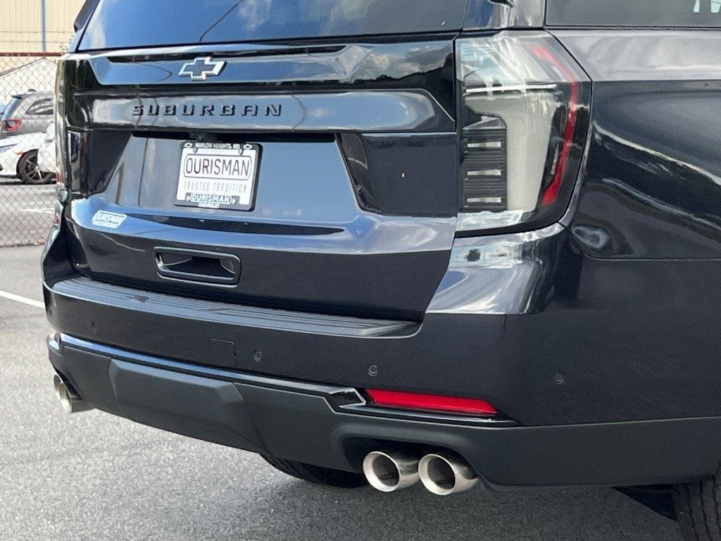 new 2025 Chevrolet Suburban car, priced at $72,225