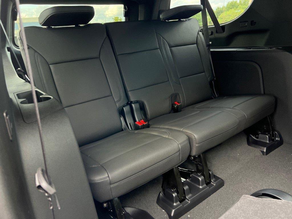 new 2025 Chevrolet Suburban car, priced at $72,225