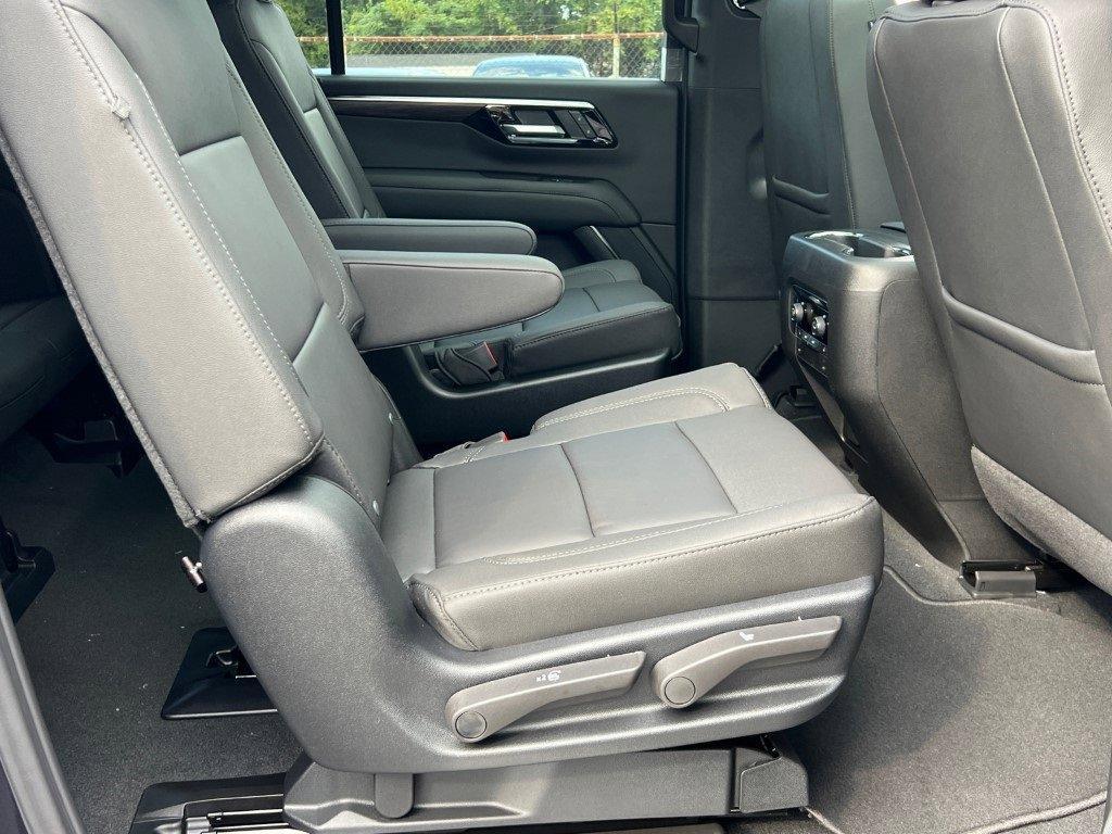 new 2025 Chevrolet Suburban car, priced at $72,225