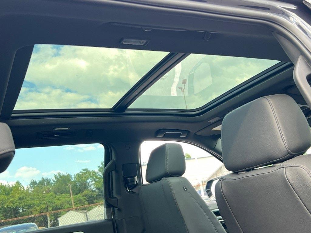 new 2025 Chevrolet Suburban car, priced at $72,225