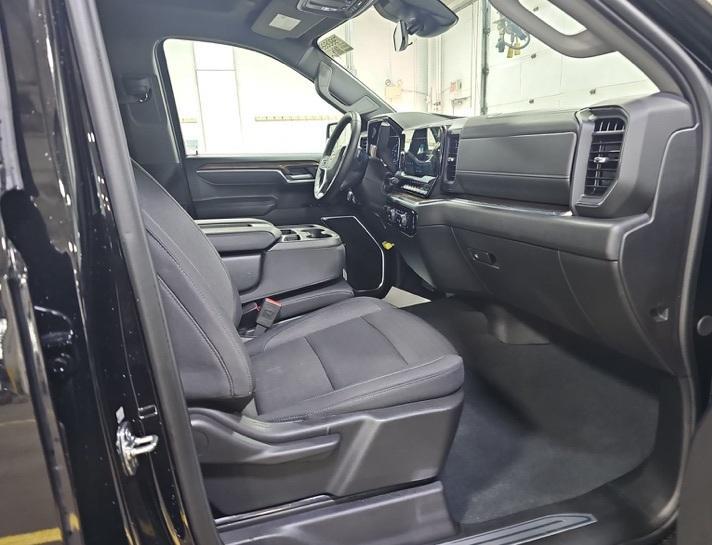 used 2025 Chevrolet Silverado 1500 car, priced at $47,800