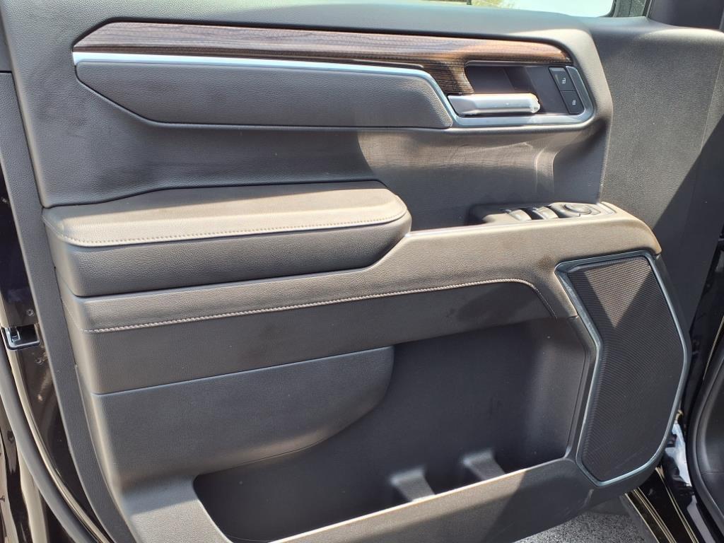 used 2025 Chevrolet Silverado 1500 car, priced at $47,900