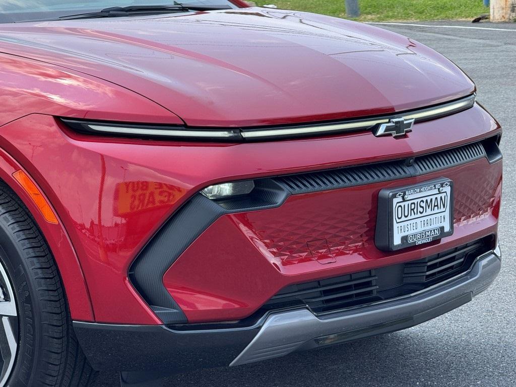 used 2024 Chevrolet Equinox EV car, priced at $25,000